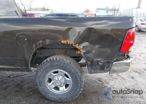 2013 Ram 2500 Tradesman z USA, uszkodzony, nr VIN 3C6UR5HL5DG546191